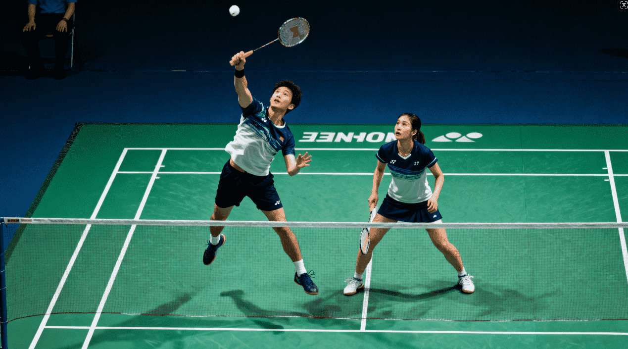 绿联USB4雷电拓展坞